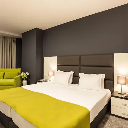 Hotel Earth & People & - Free Parking & Swimming Pool