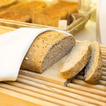 Hotel Earth & People & - Free Parking & Swimming Pool