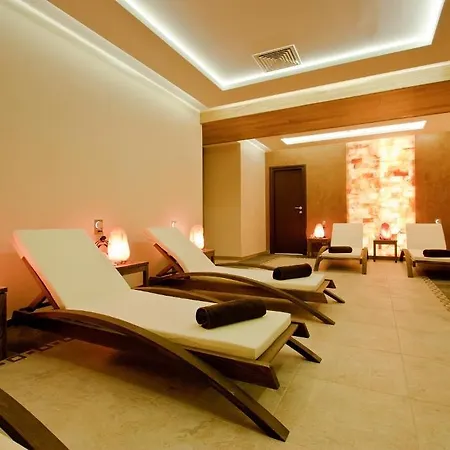 Earth & People & - Free Parking & Swimming Pool Szófia