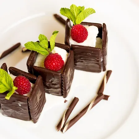 Earth & People & - Free Parking & Swimming Pool Szófia