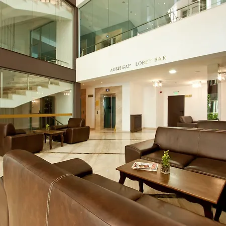 Earth & People & - Free Parking & Swimming Pool 소피아