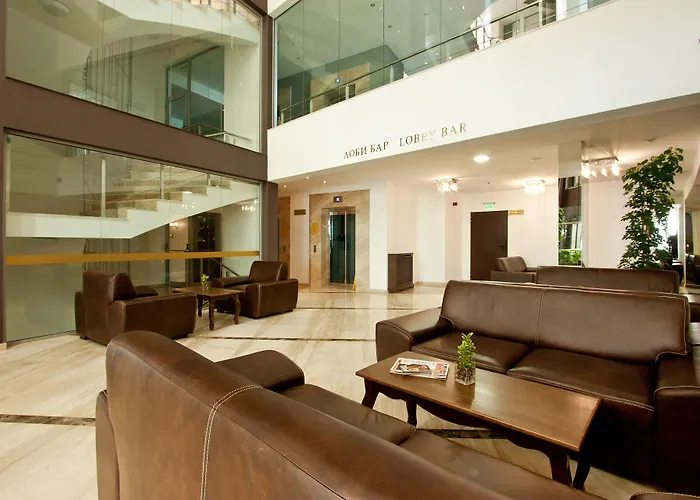 Earth & People & - Free Parking & Swimming Pool Sofia