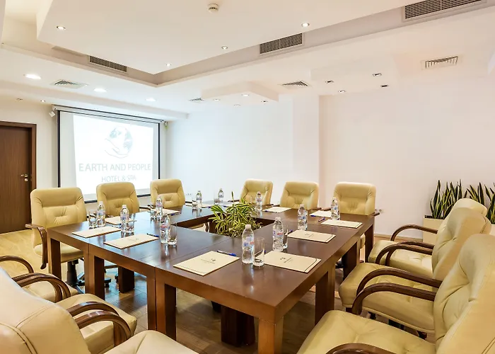 Earth & People & - Free Parking & Swimming Pool Hotell Sofia