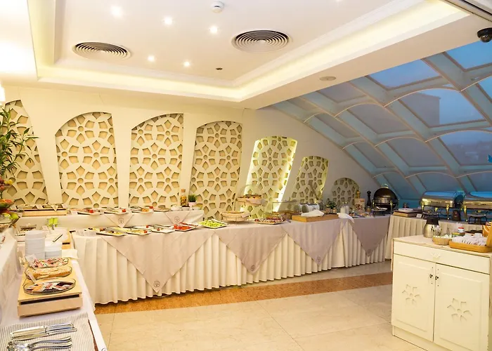 Earth & People & - Free Parking & Swimming Pool