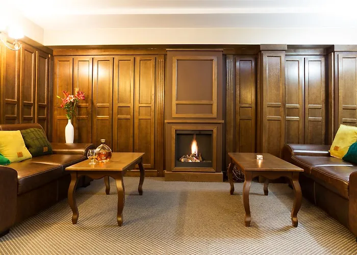 Hotell Earth & People & - Free Parking & Swimming Pool Sofia