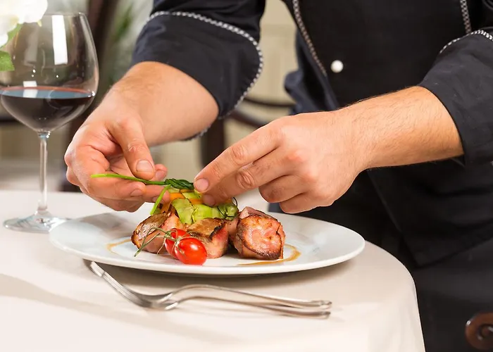 Earth & People & - Free Parking & Swimming Pool 4*