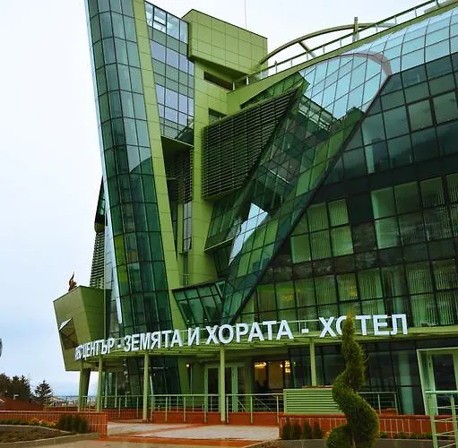 Earth & People & - Free Parking & Swimming Pool 4* Sofia