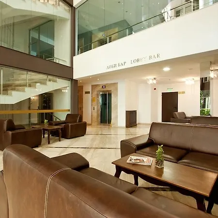 Earth & People & - Free Parking & Swimming Pool Sófia