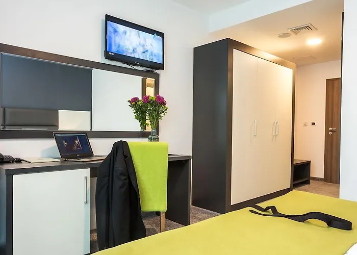 Earth & People & - Free Parking & Swimming Pool 4* Sofya